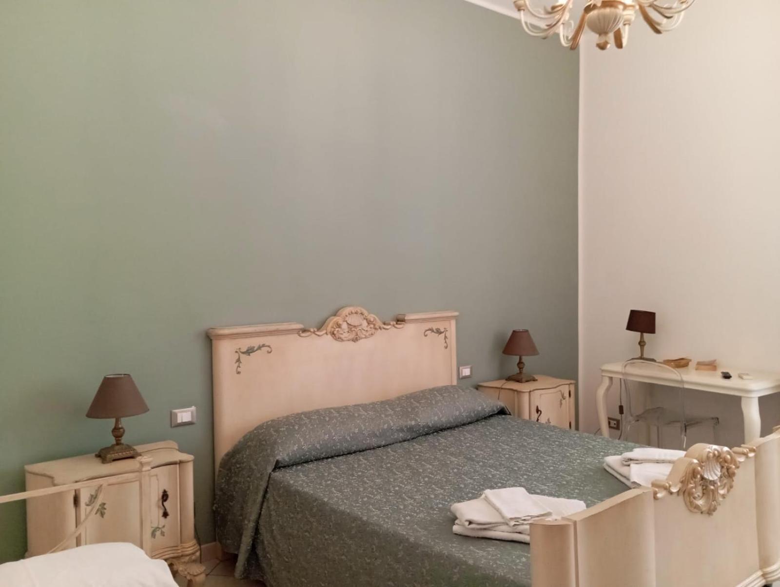 Almaran B&B Trapani Port & City Exterior photo